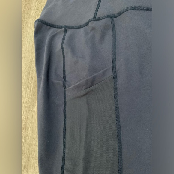 Fabletics Powerhold Leggings - Deepest Sea Size M / L (27) - Side Pockets - Picture 5 of 7